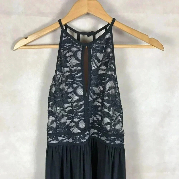 Morgan & Company Juniors' Glitter Lace Cutout Party Dress NWT 1/2 - Picture 4 of 11